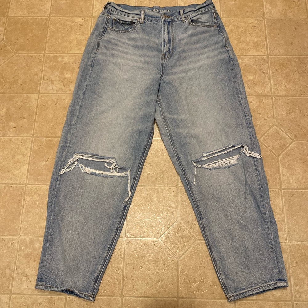American Eagle - relaxed mom jeans.